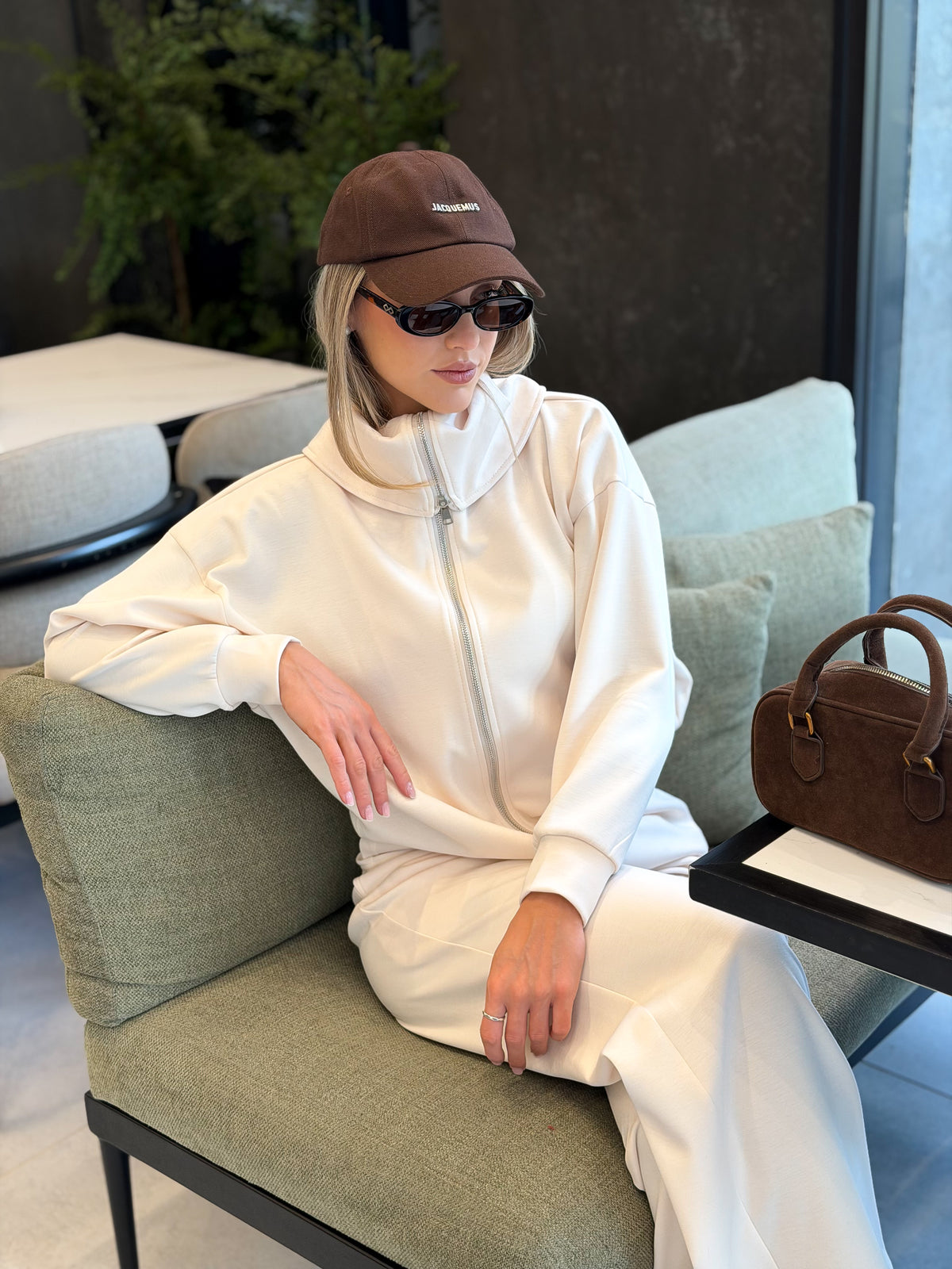 Zip-up jacket tracksuit - Ecru