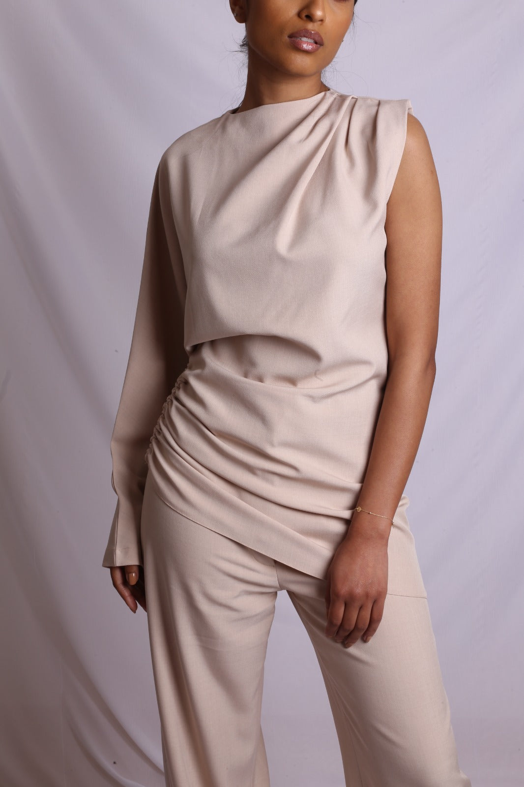 Asymmetric Set - Beige