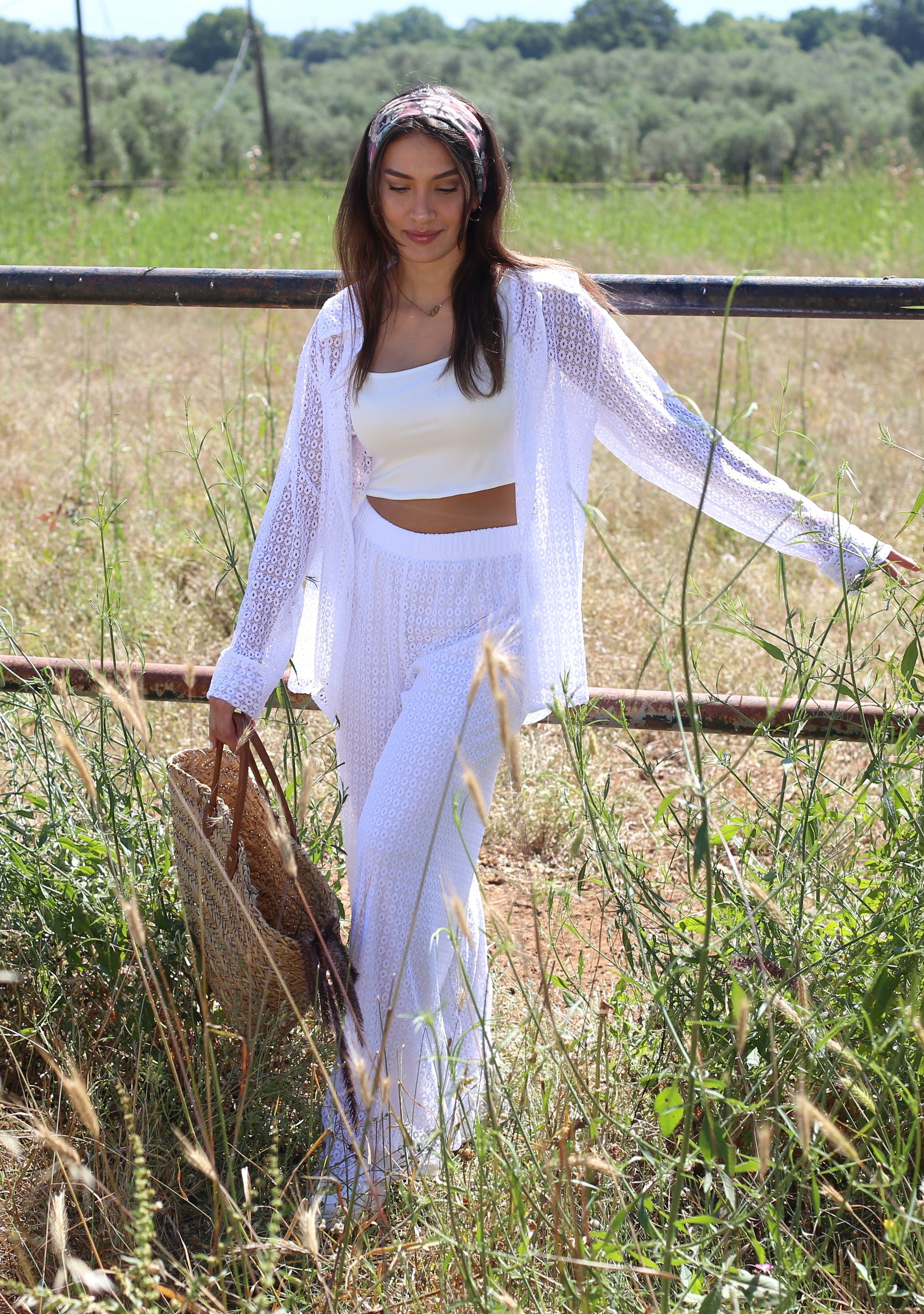 Embroidery Set - White