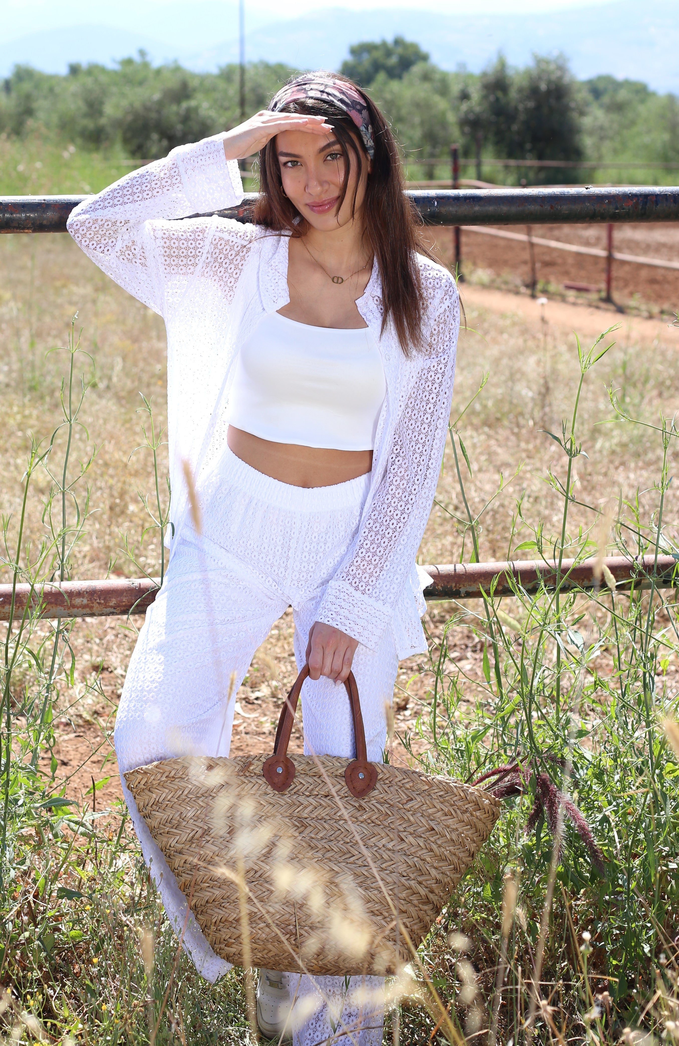 Embroidery Set - White