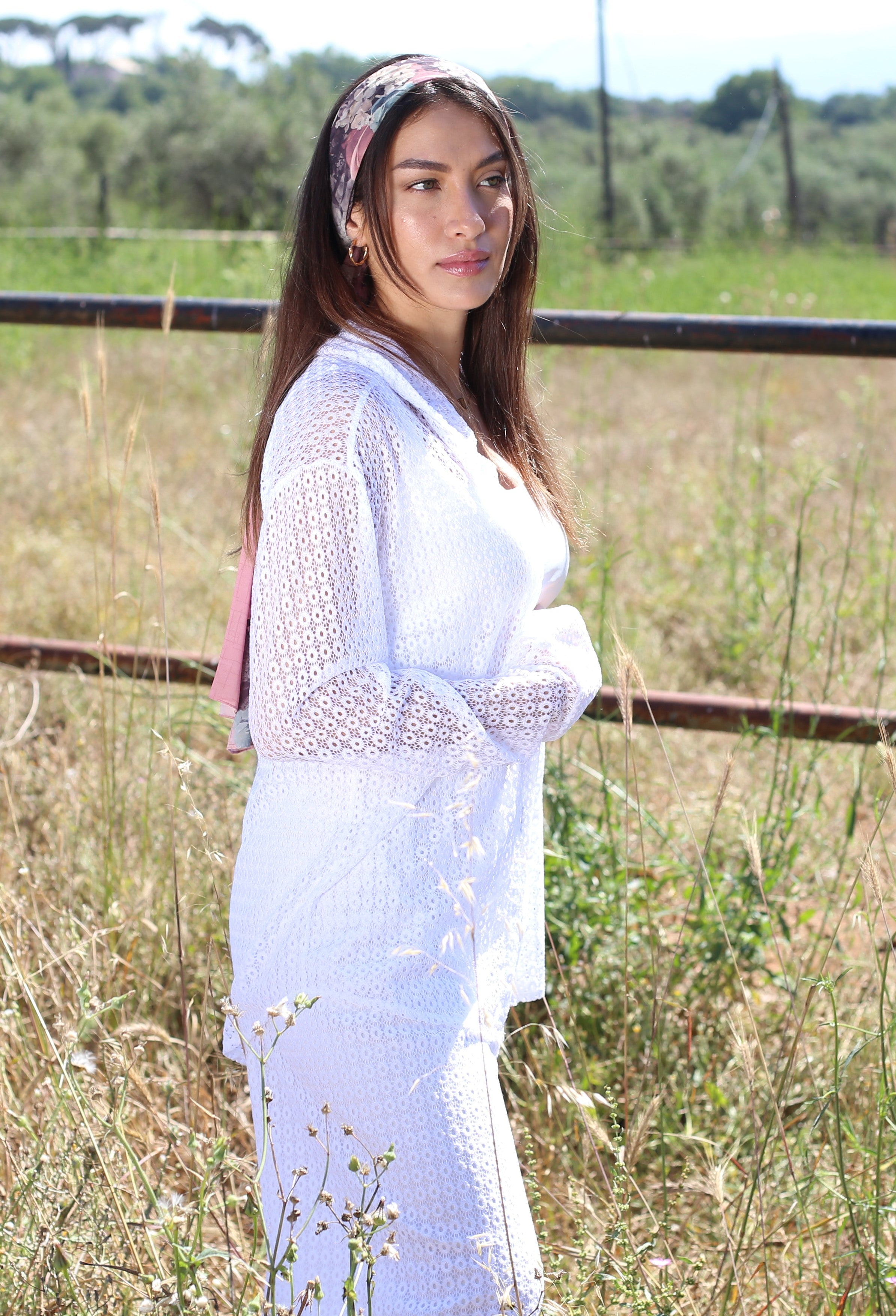 Embroidery Set - White